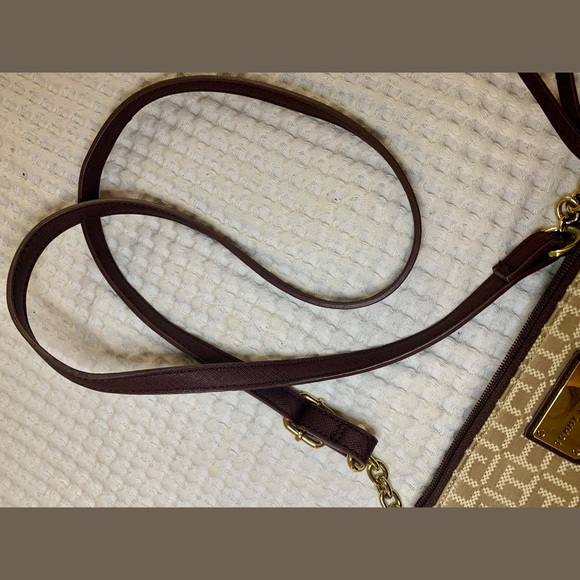 TOMMY HILFIGER Crossbody Bag - Picture 7 of 8